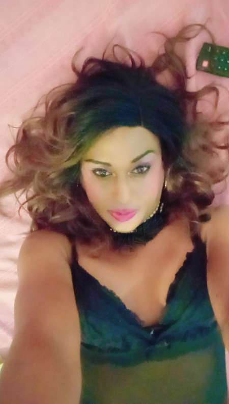 Profil Trans chaudasse a défoncé — St pierre