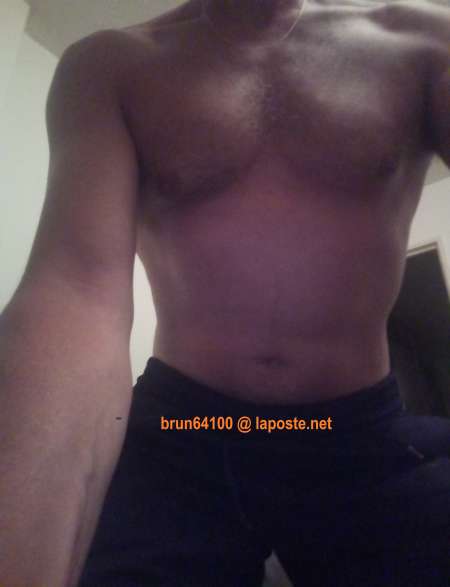 Profil PLAN POUR JEUNE FEMME MAJEURE NON VENALE18X5 — Bayonne