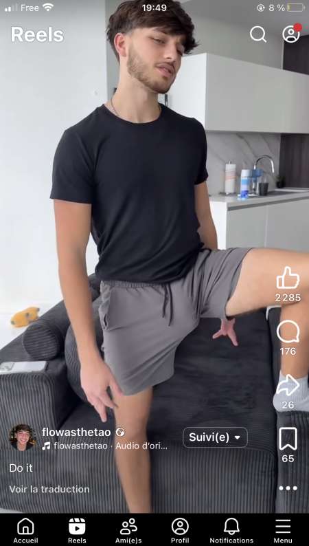 Profil Je suce jeunes mecs 18-35ans — Bordeaux